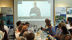 SBR-Präsidentin Monika Sauer ist in diesem Jahr per Video-Botschaft zugeschaltet.