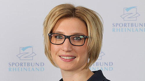 Melanie Theis Melanie Theis